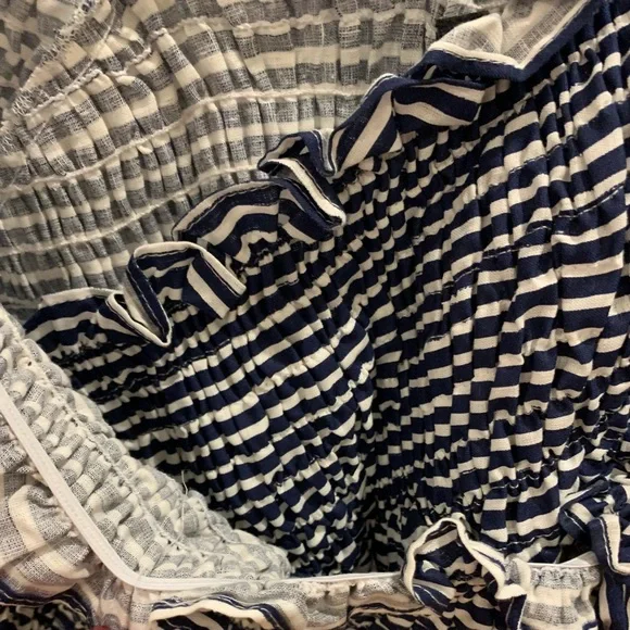 NWT ZARA crop blouse. Sz Medium. This is gorgeous. Tags on - Picture 10 of 16